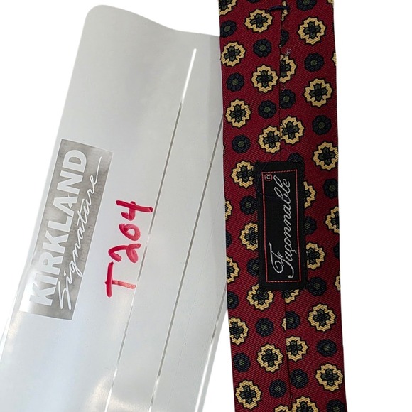 Faconnable Men Tie Necktie Designer Luxury Red Yellow Geometric Corporate Casual - Picture 13 of 13